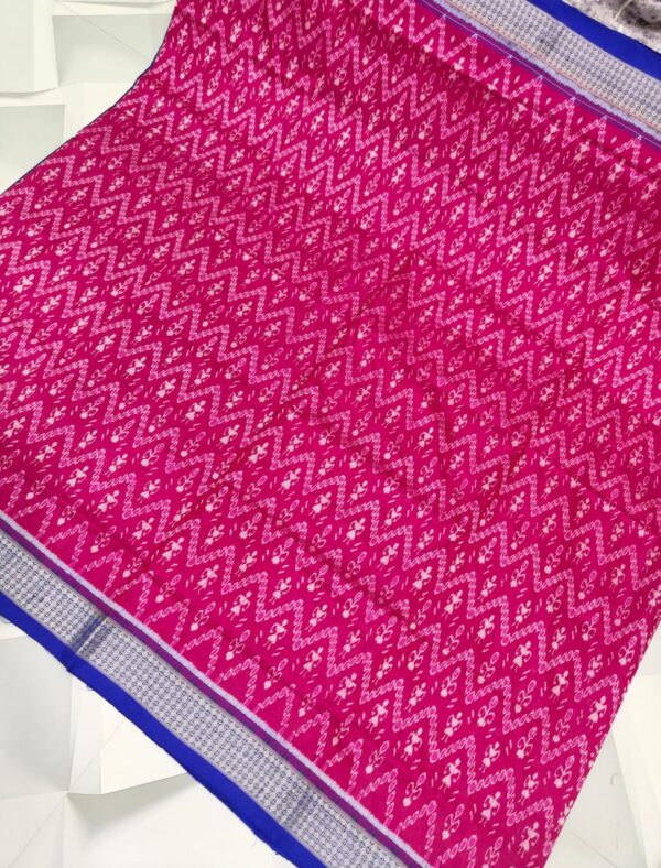 Red, Blue, Bunakar Original Handloom Pata (Silk) Saree