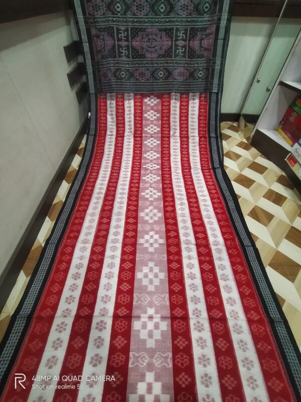 Sambalpuri Handloom Red,White Meher Bunakar Bandha Saree